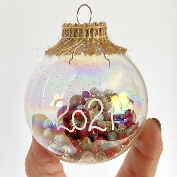 2021 Beach Theme Christmas Ornament Rainbow Shimmer Ball Shells Starfish - Picture 1 of 6